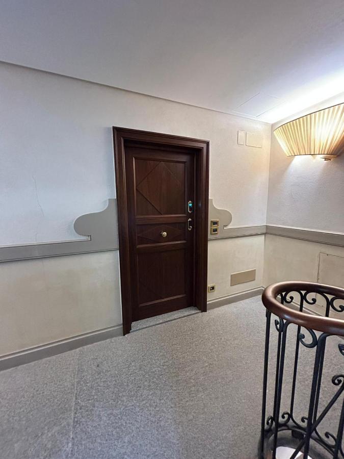 Splendido Appartamento In Piazza San Carlo Turim Exterior foto